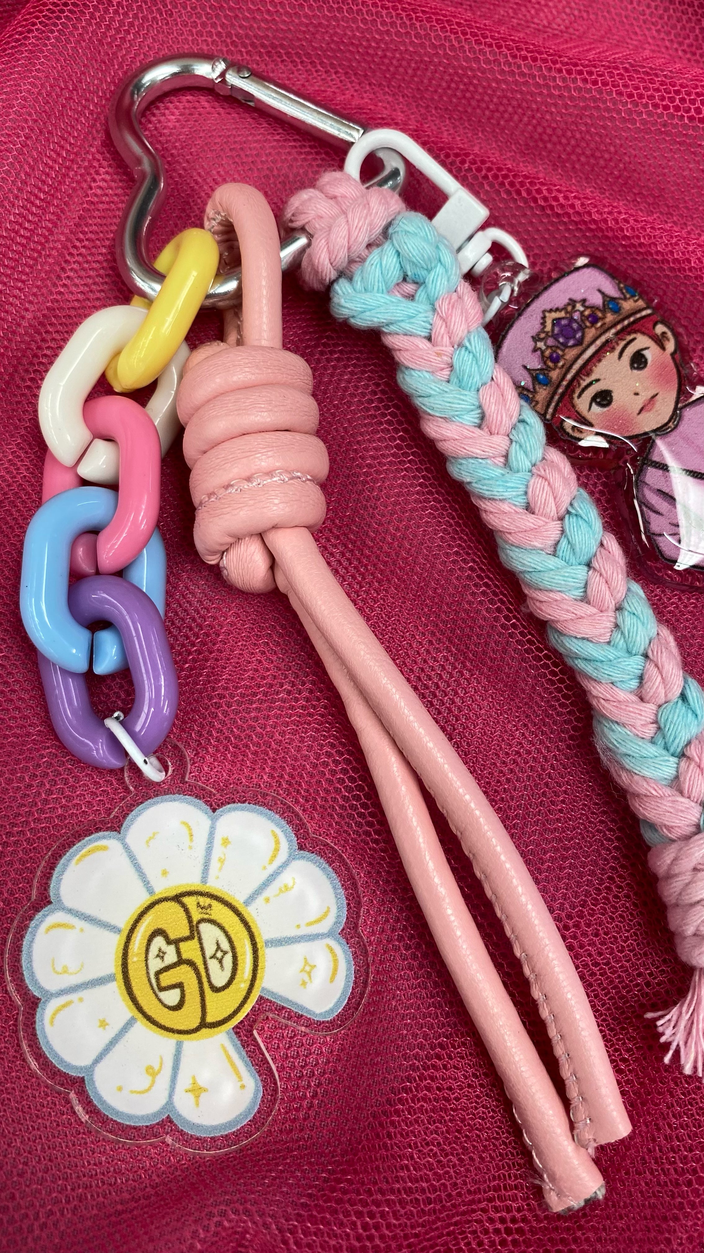 G DRAGON BAG CHARM