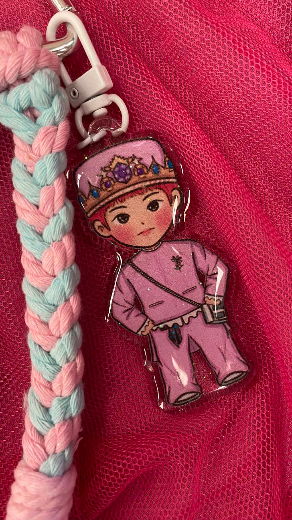 G DRAGON BAG CHARM