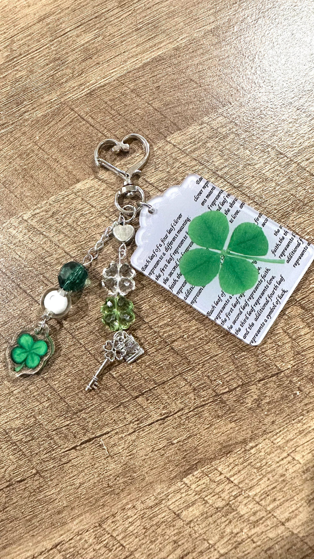 Queen Of Tears Inspired Four-Leaf Clover Keychain