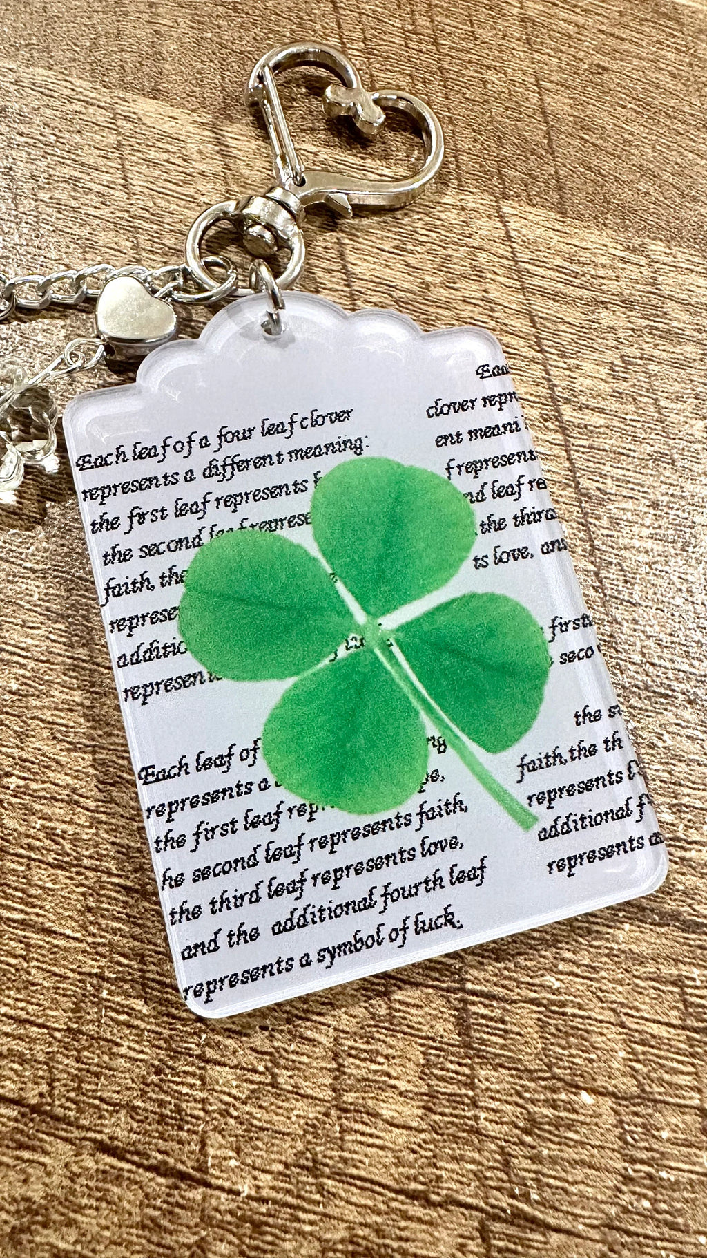 Queen Of Tears Inspired Four-Leaf Clover Keychain