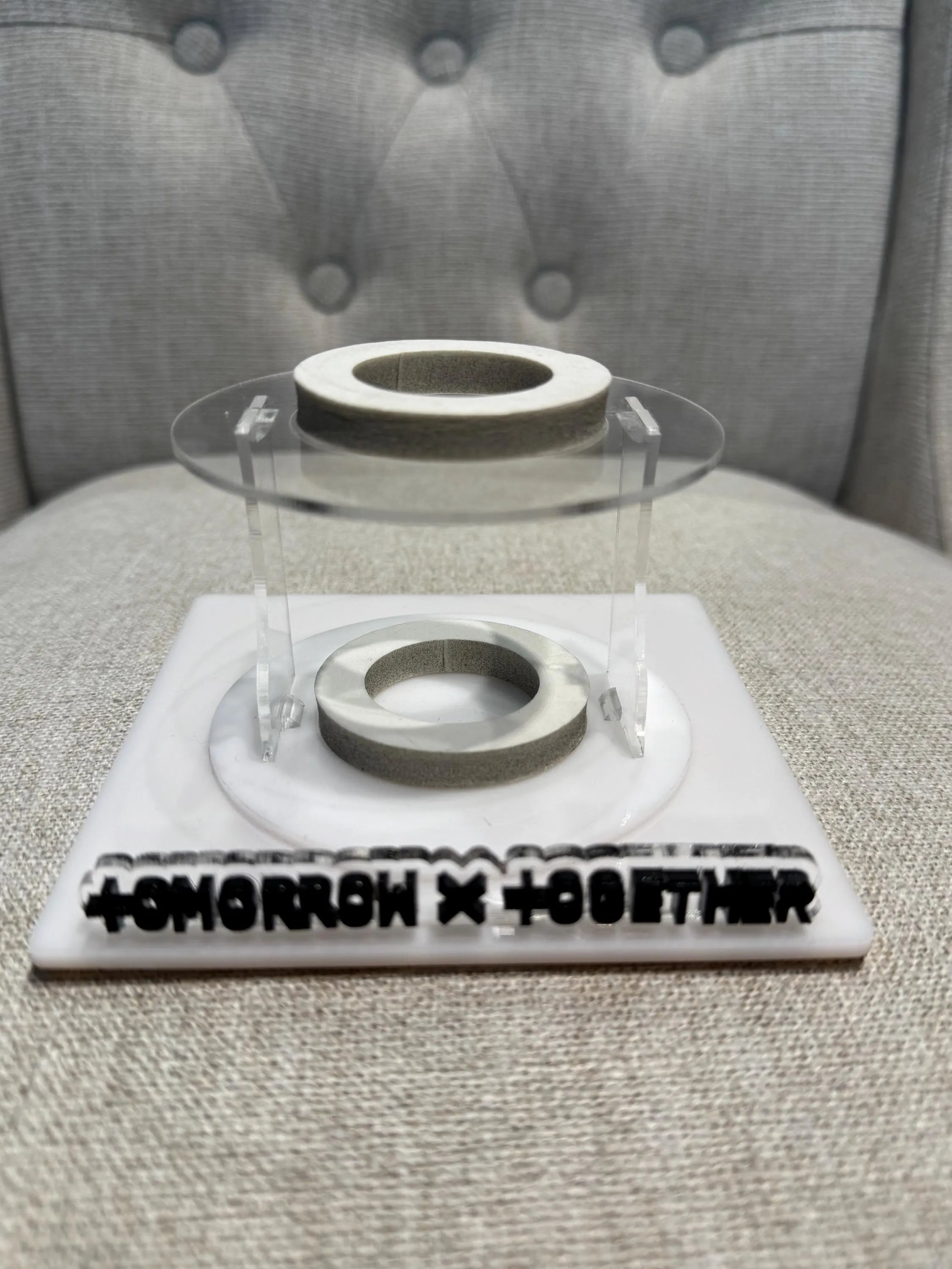 TXT Lightstick Stand / Holder