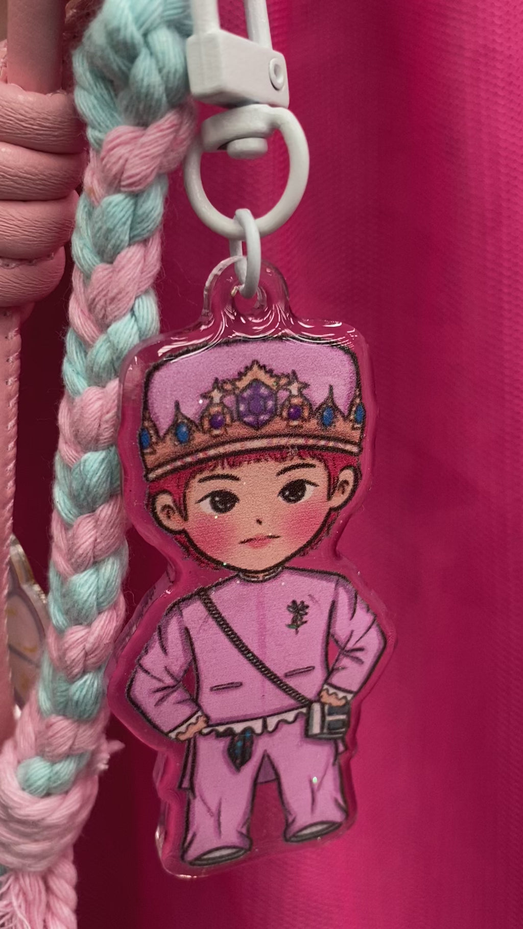 G DRAGON BAG CHARM